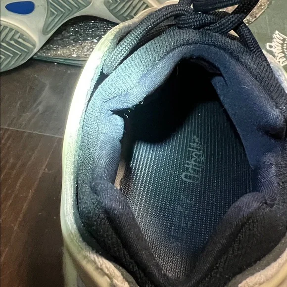 Adidas YEEZY 700 V3 Azael Black Mens Size 8 /Womens size 9 FW4980 - Picture 7 of 16